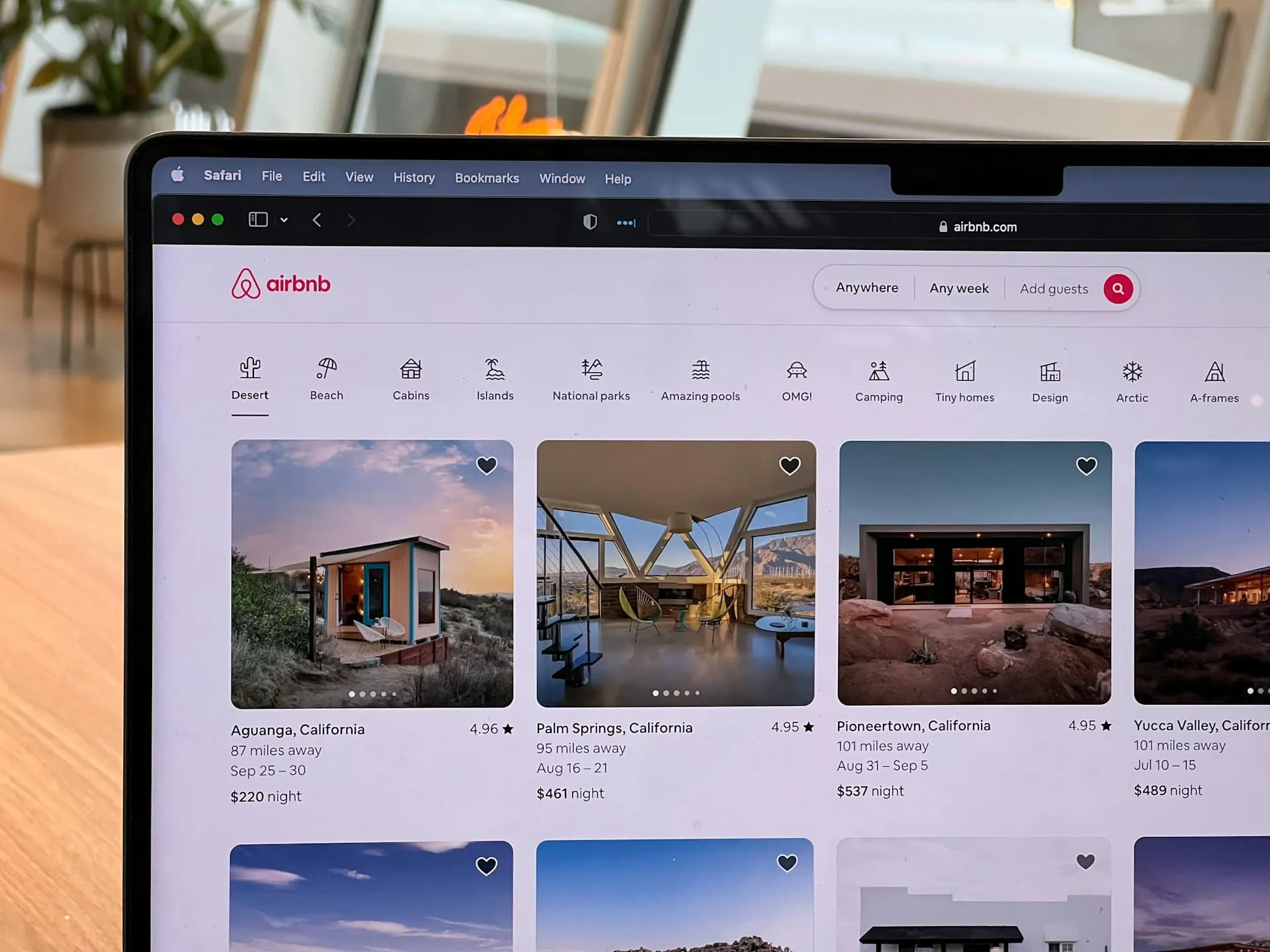Airbnb Website Look