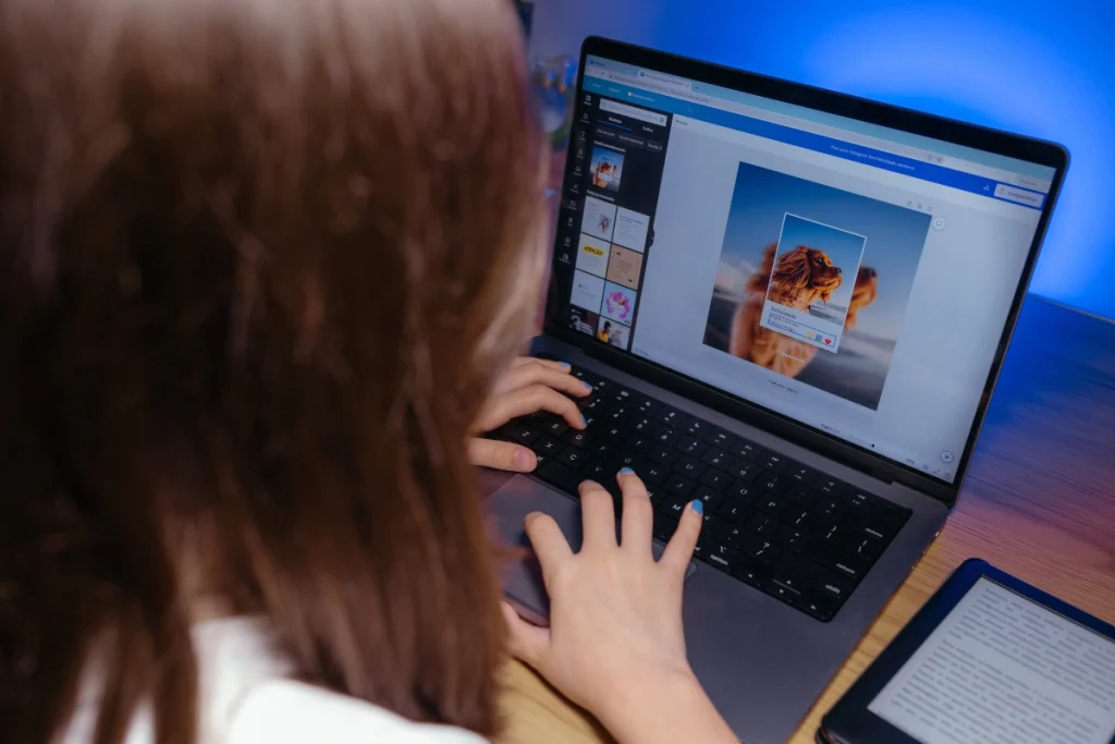 how to add font to Canva